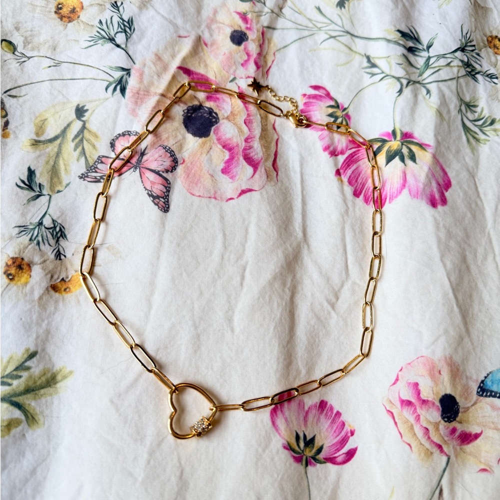 Gold Heart Link Necklace
